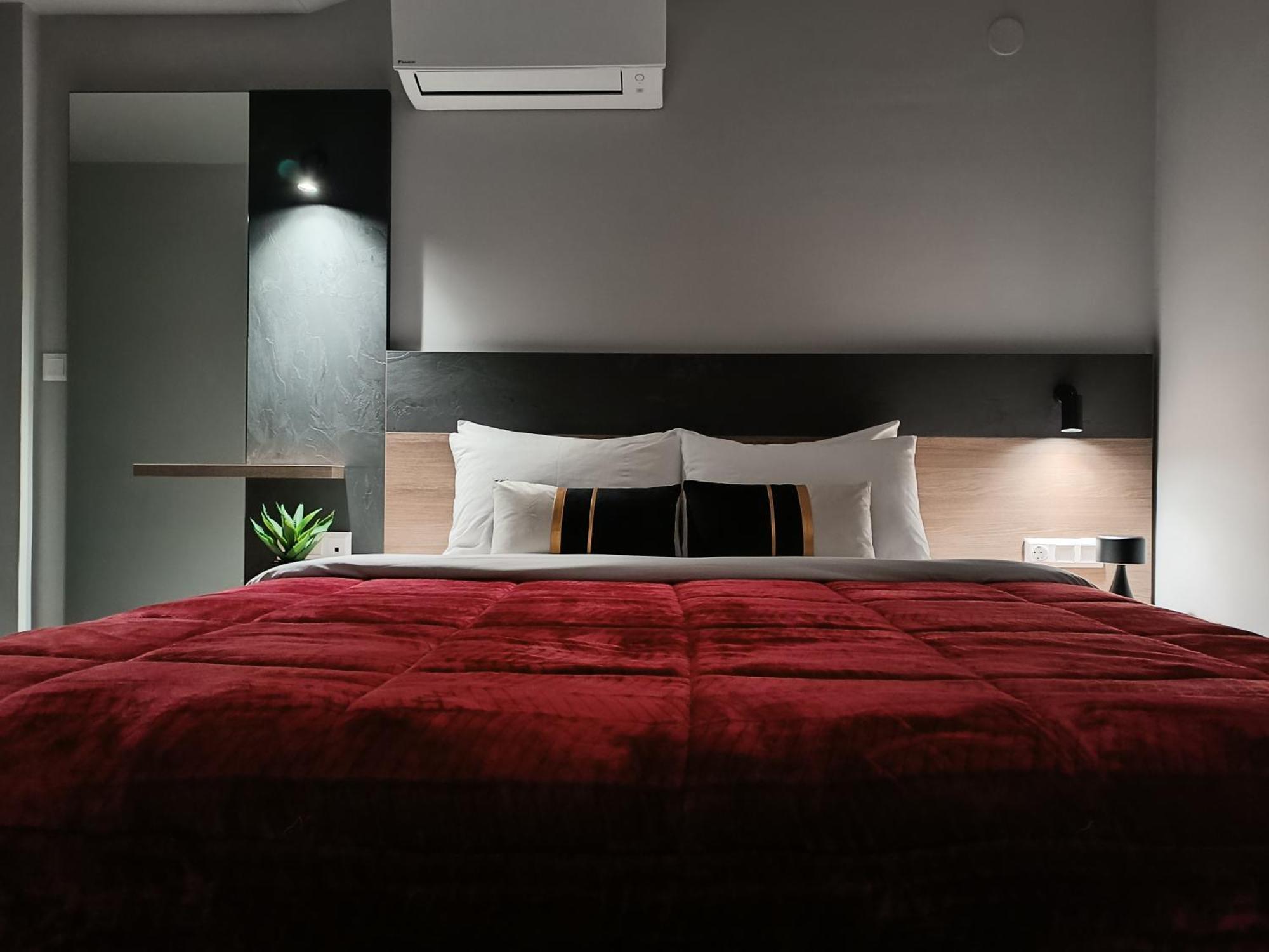 Elizabeth Queen Luxury Rooms Paralía Buitenkant foto