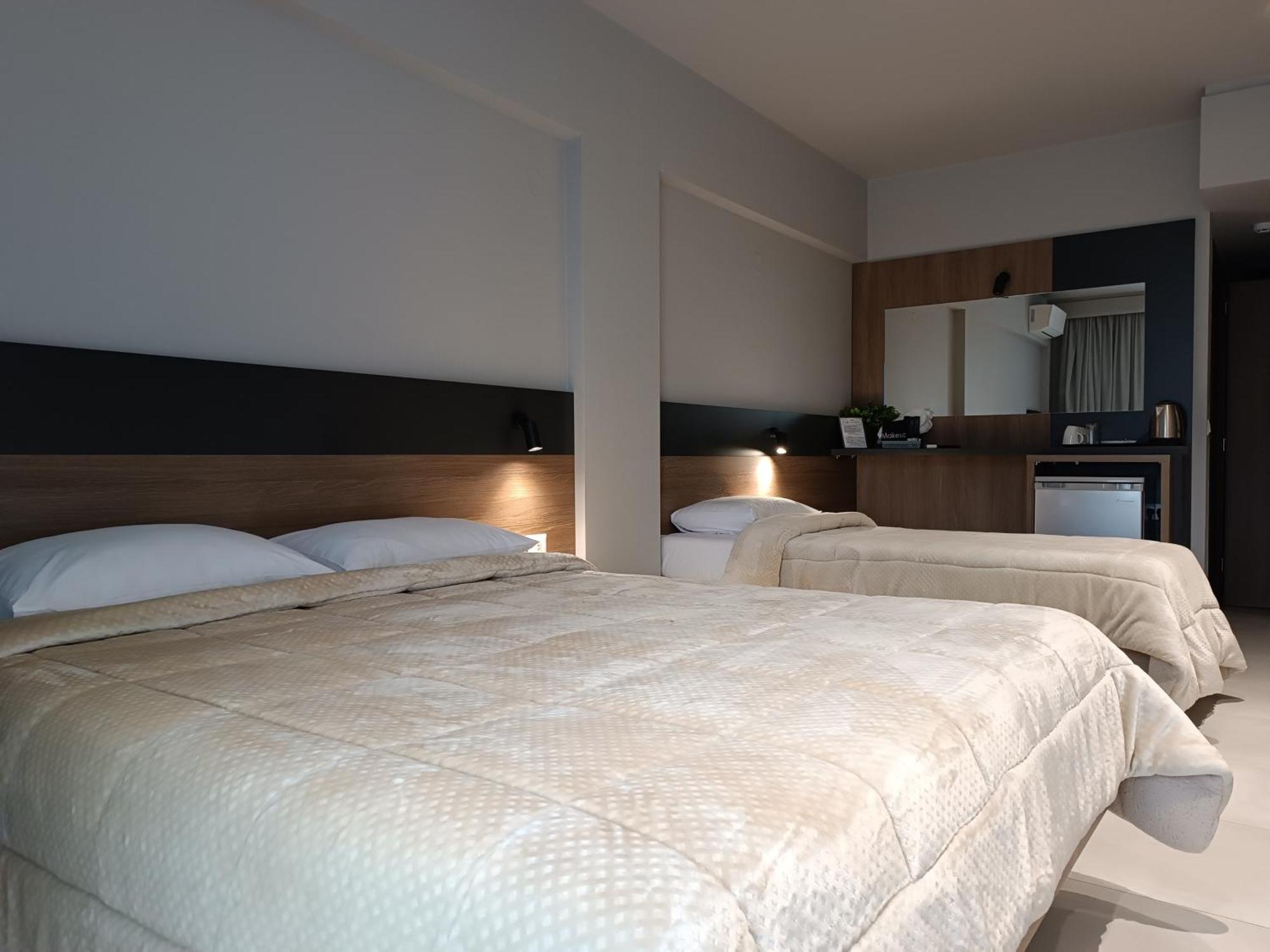Elizabeth Queen Luxury Rooms Paralía Buitenkant foto