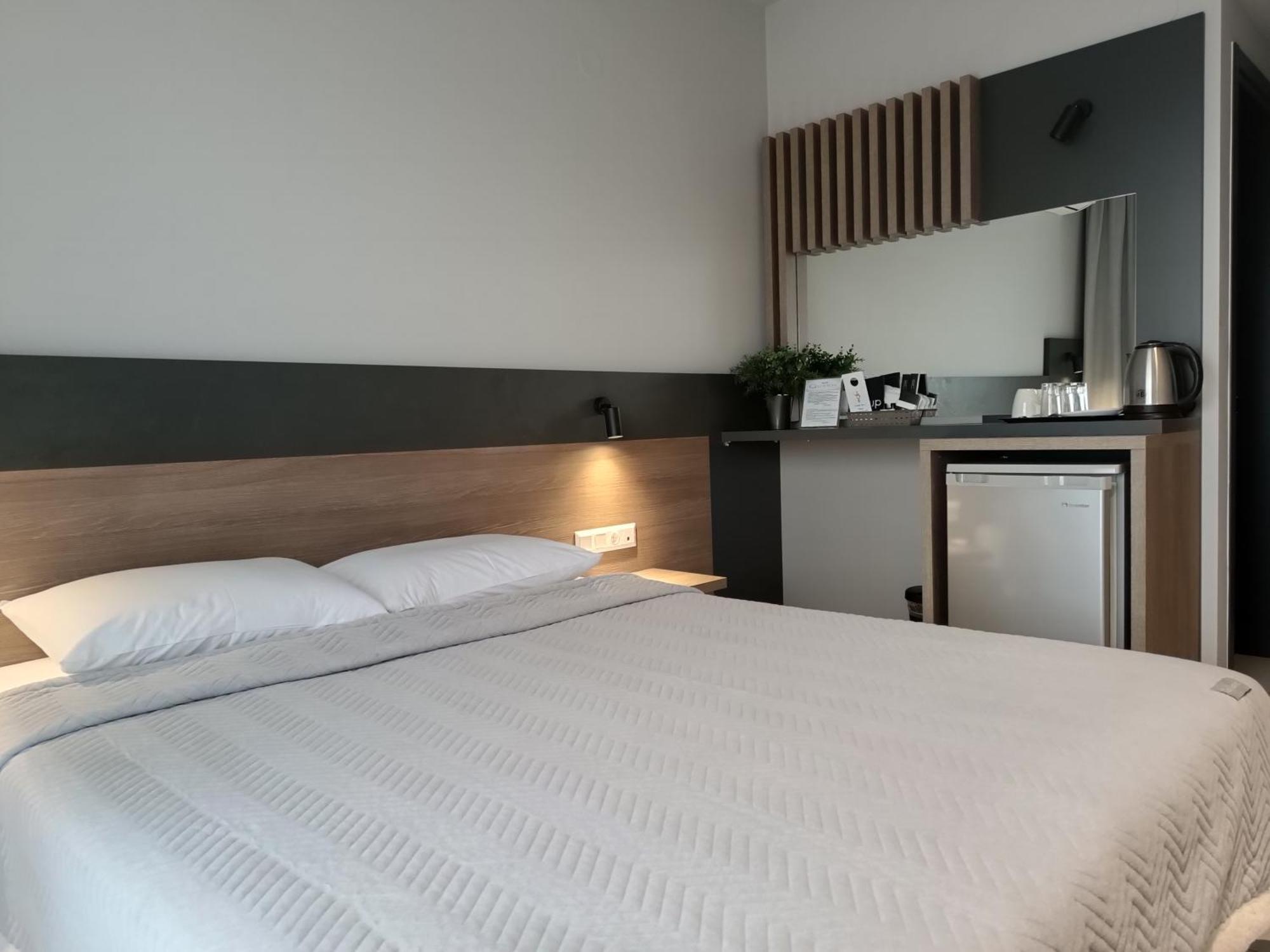 Elizabeth Queen Luxury Rooms Paralía Buitenkant foto