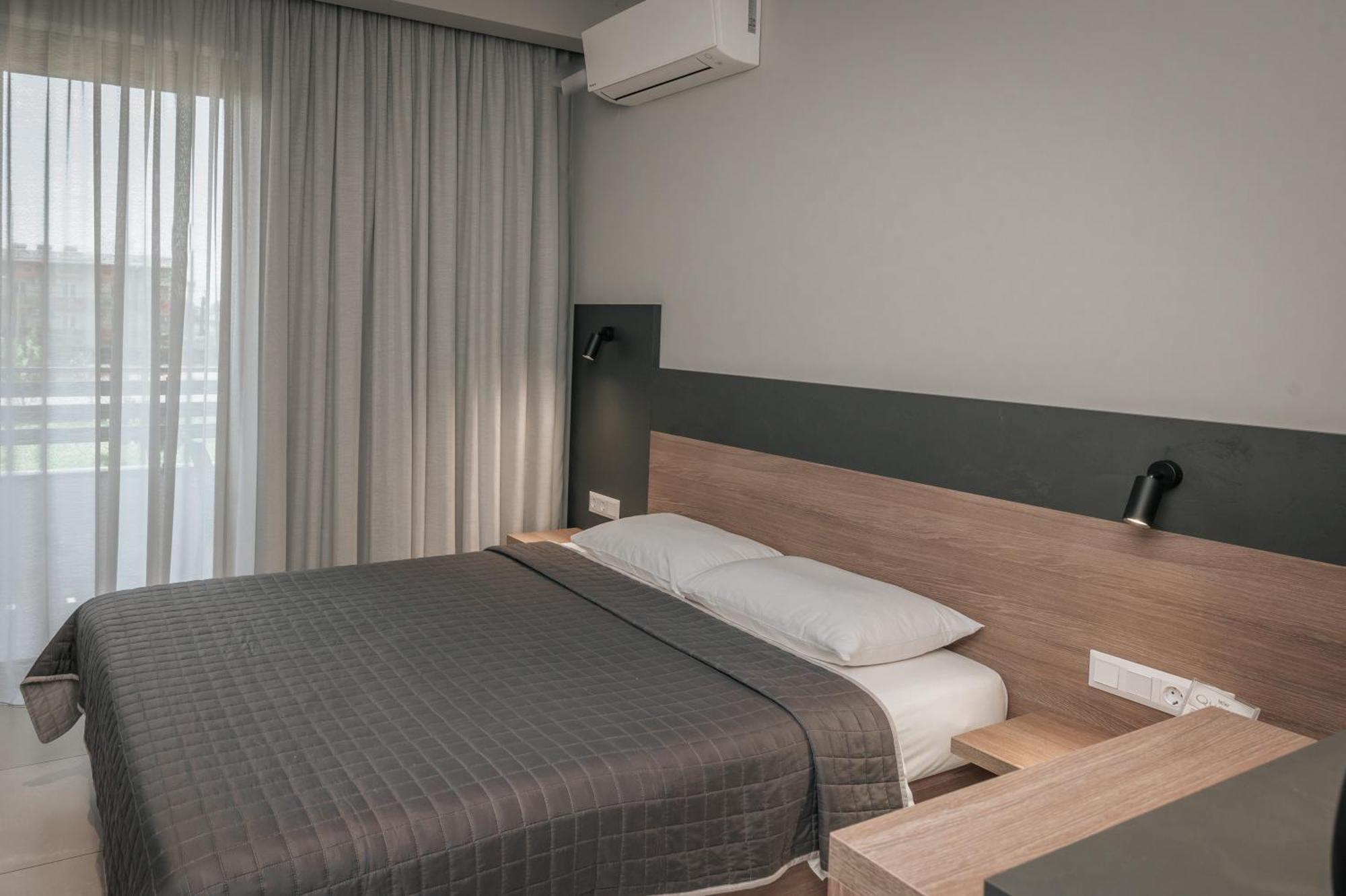 Elizabeth Queen Luxury Rooms Paralía Buitenkant foto
