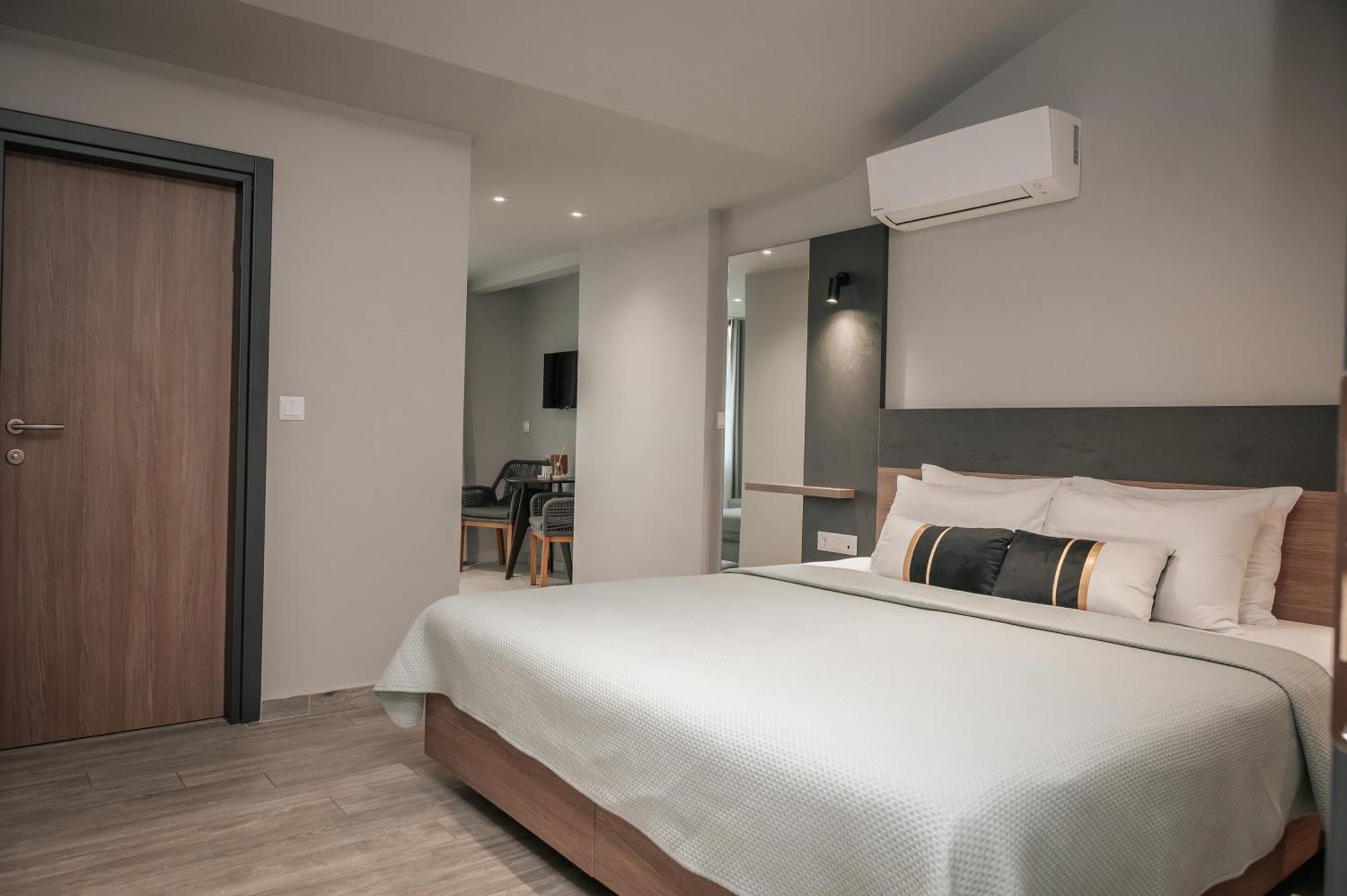 Elizabeth Queen Luxury Rooms Paralía Buitenkant foto