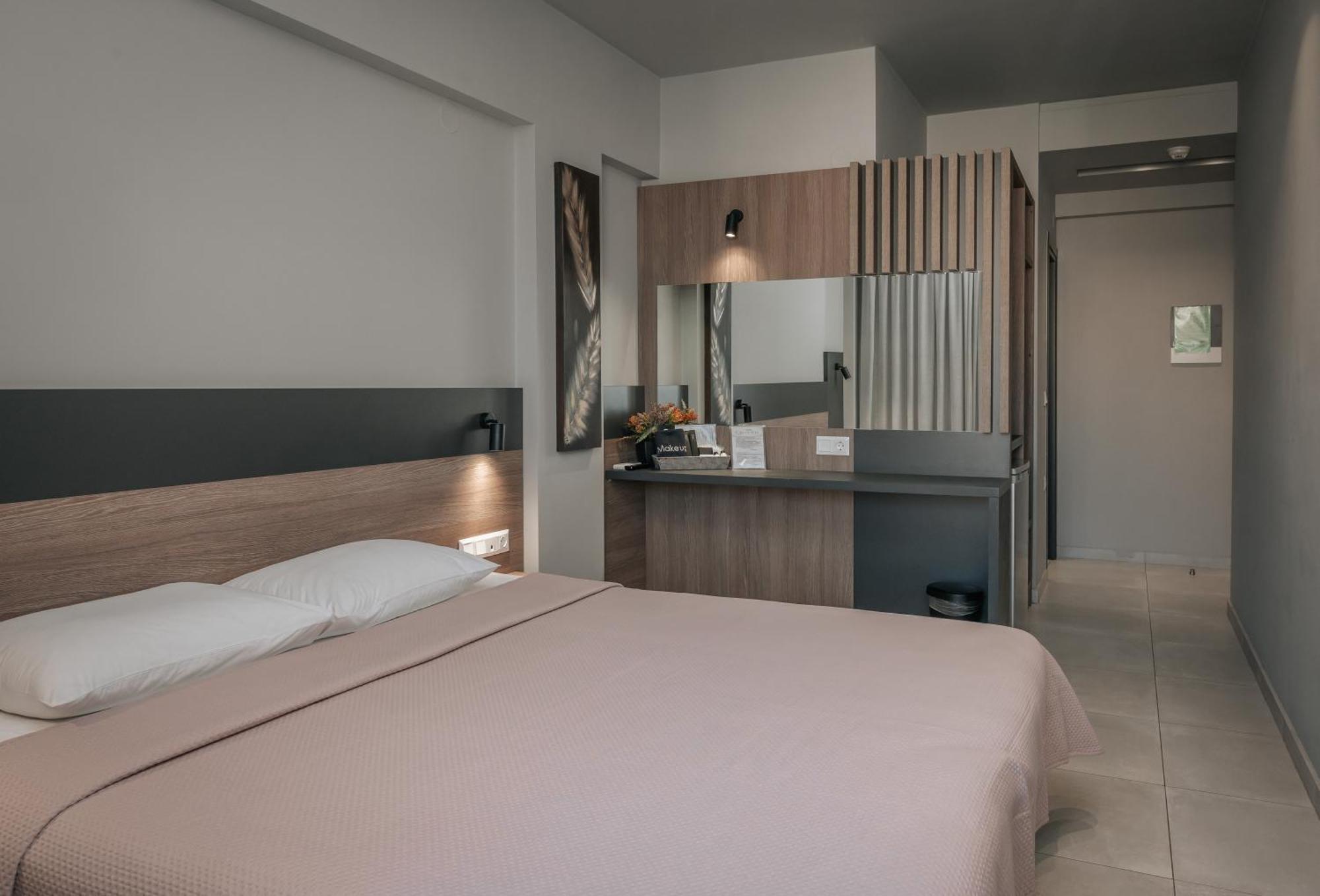 Elizabeth Queen Luxury Rooms Paralía Buitenkant foto